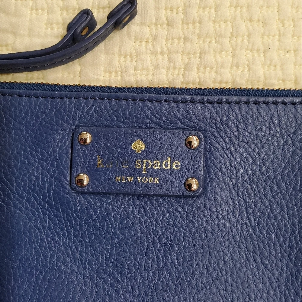 Kate Spade Wellesley Byrd Small Chain-Link Shoulder Bag